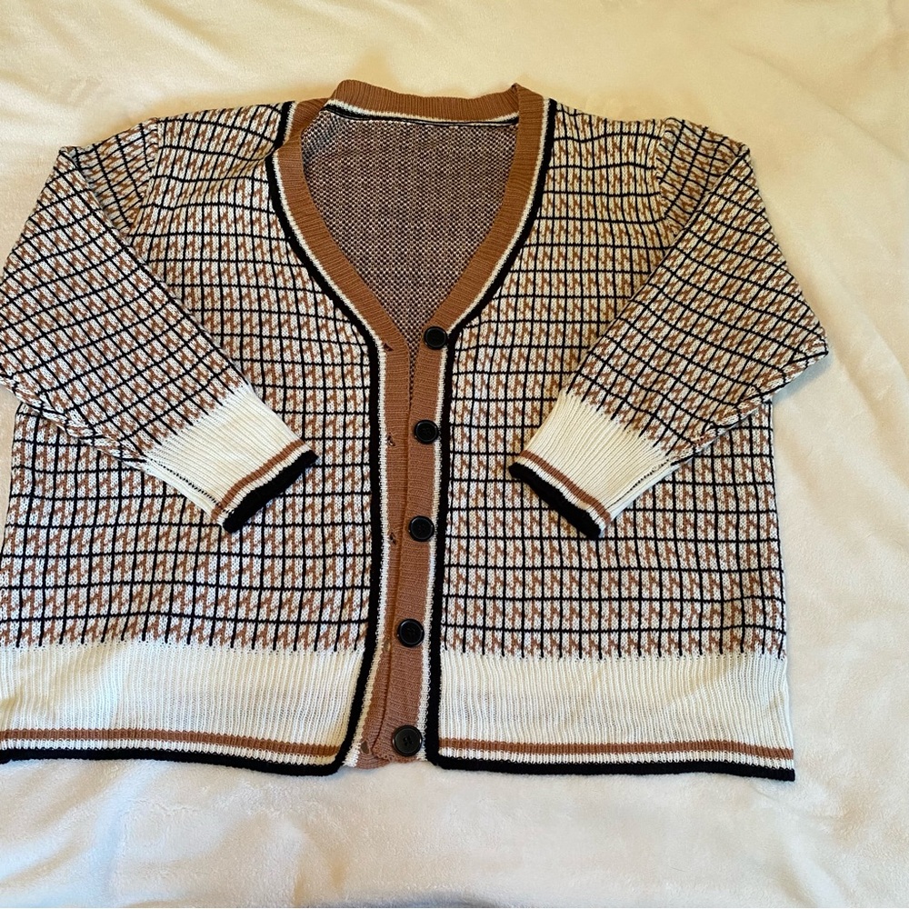 Plus Size Brown and White Checkered Sweater